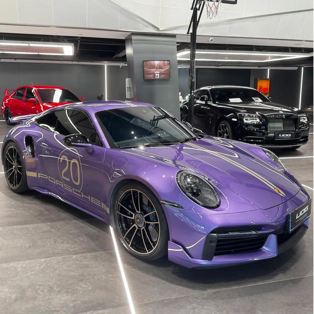 紫原　225 The Ultimate Guide to Purple Porsche Models: History, Options, and