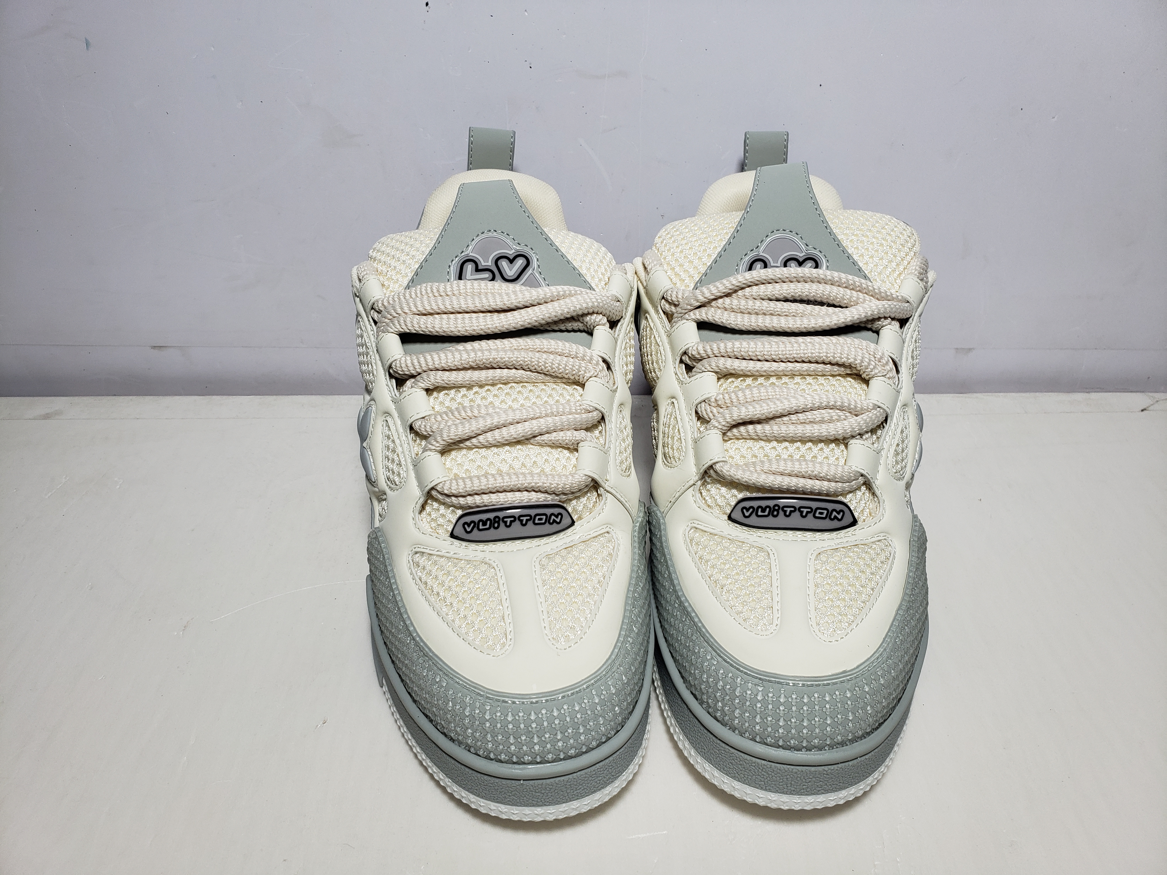 QC Replica Louis Vuitton LV Skate Grey