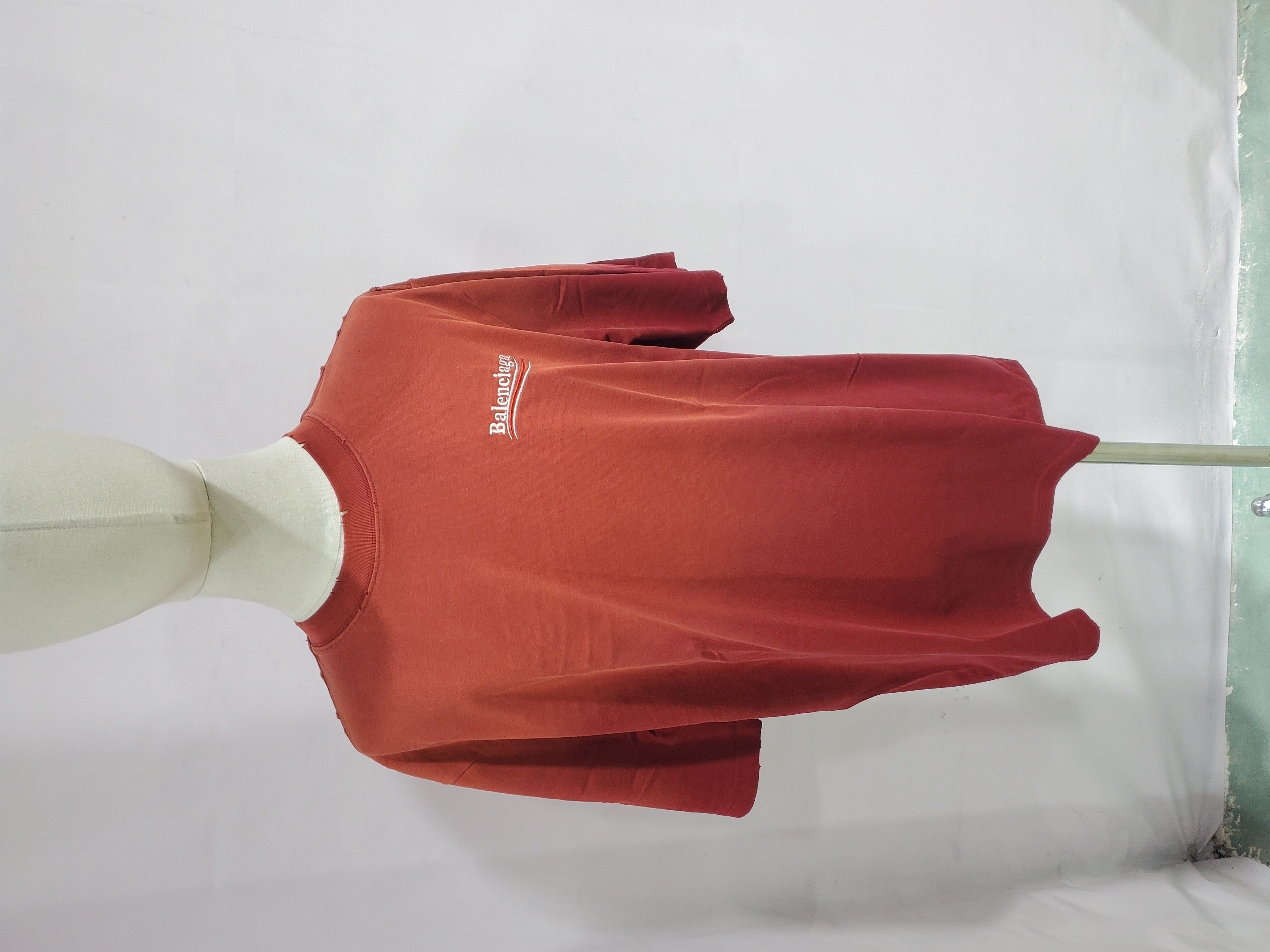 QC Photos For Balenciaga 25ss washed cola embroidery fried color hole short-sleeved T-shirt red