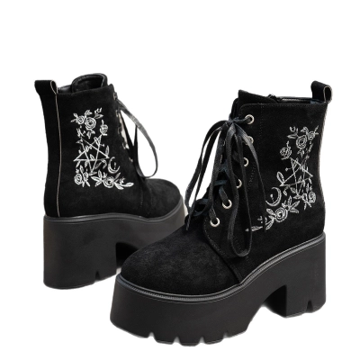 Embroidered Platform Ankle Boots 01
