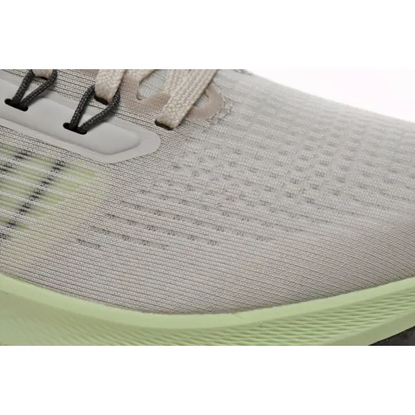 Nike Air Zoom Pegasus 39 Red Plum Barely Volt