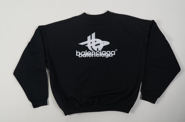 LAYERED SPORTS ROUND SWEATSHIRT OVERSIZED IN BLACK/WHITE 