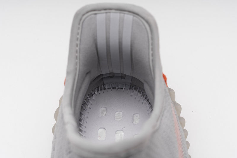 Adidas Yeezy Boost 350 V2 “Tail Light”Real Boost