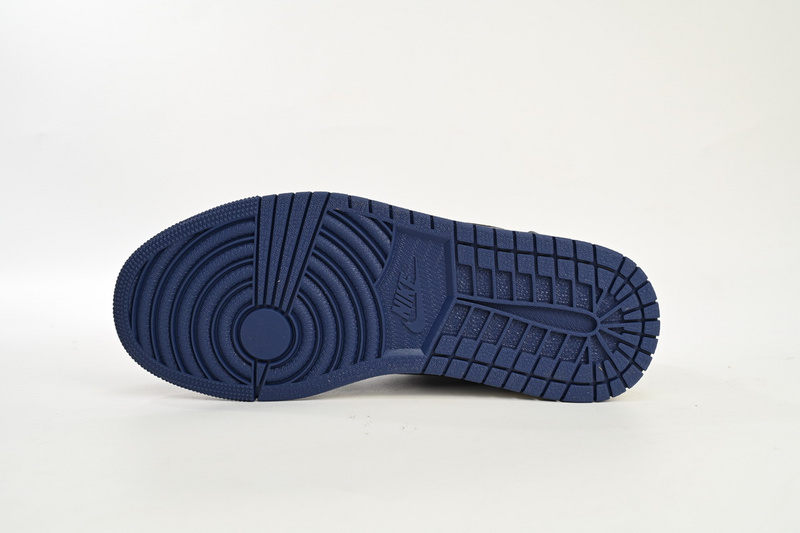 AIr Jordan 1 “Blue Moon”