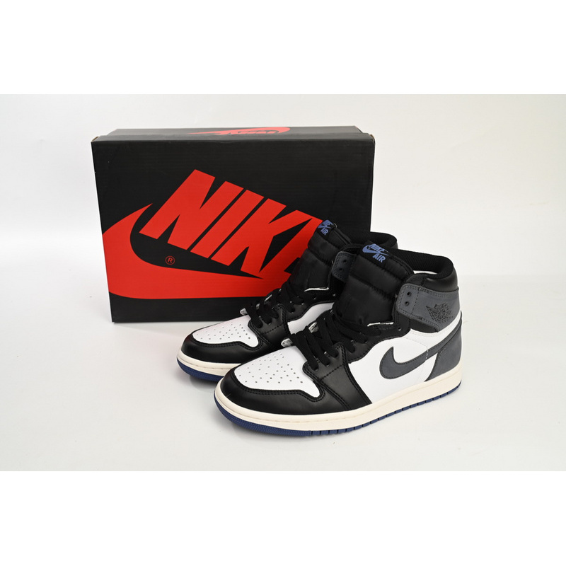 AIr Jordan 1 “Blue Moon”