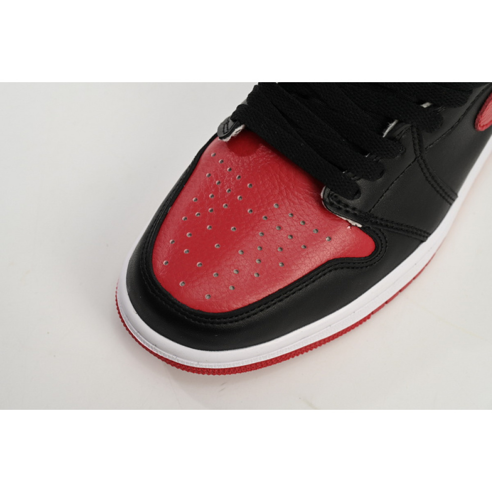 Air Jordan 1 High 'Banned'