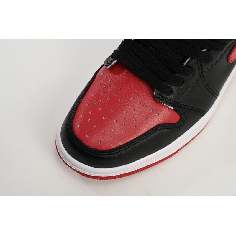 Air Jordan 1 High 'Banned'
