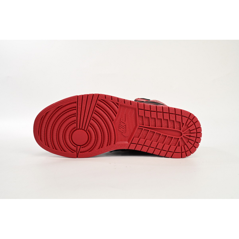 Air Jordan 1 High 'Banned'