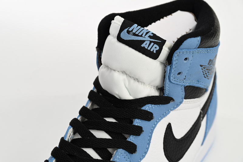 Air Jordan 1 High OG University Blue