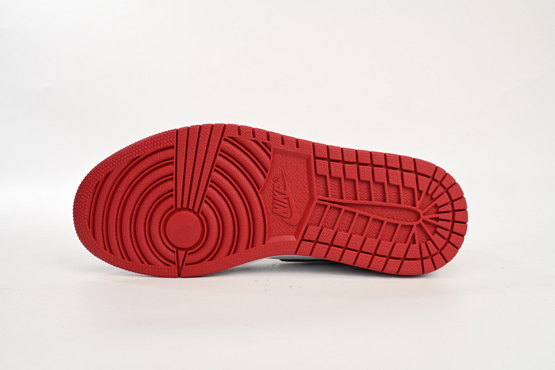 Air Jordan 1 OG High 'Black Toe'