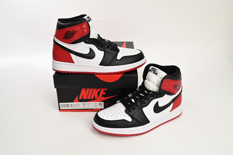 Air Jordan 1 OG High 'Black Toe'