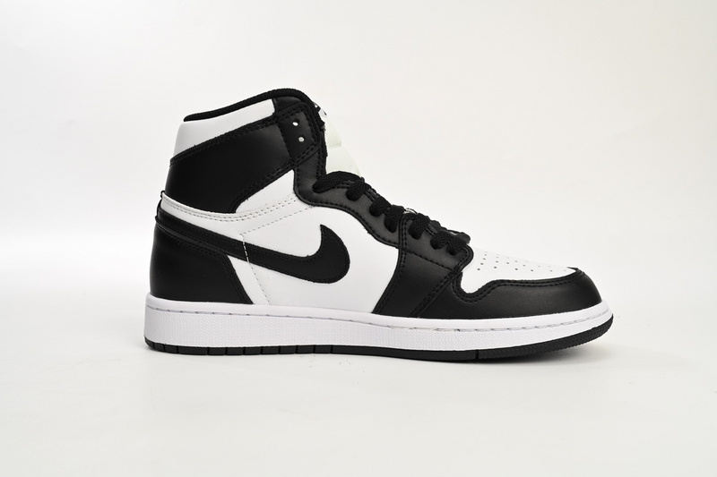 Air Jordan 1 Retro High OG Black White