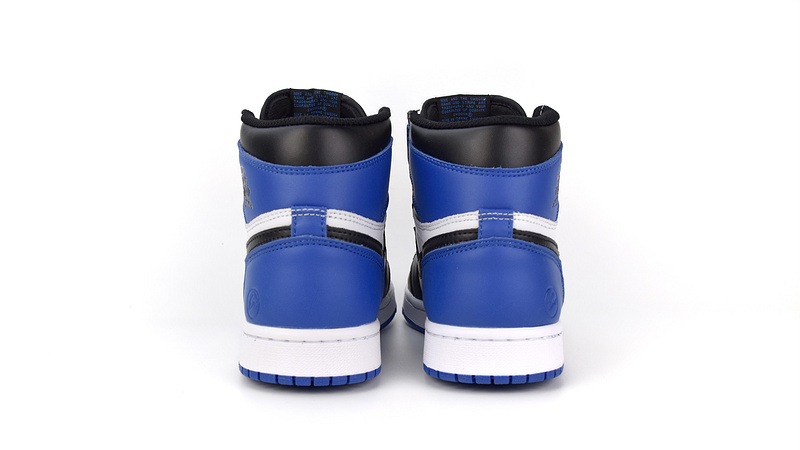 Air Jordan 1 Retro High OG x Fragment Design