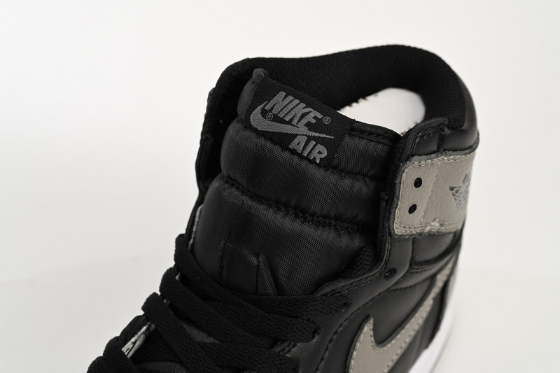 Air Jordan Retro 1 High OG “Sahdow”