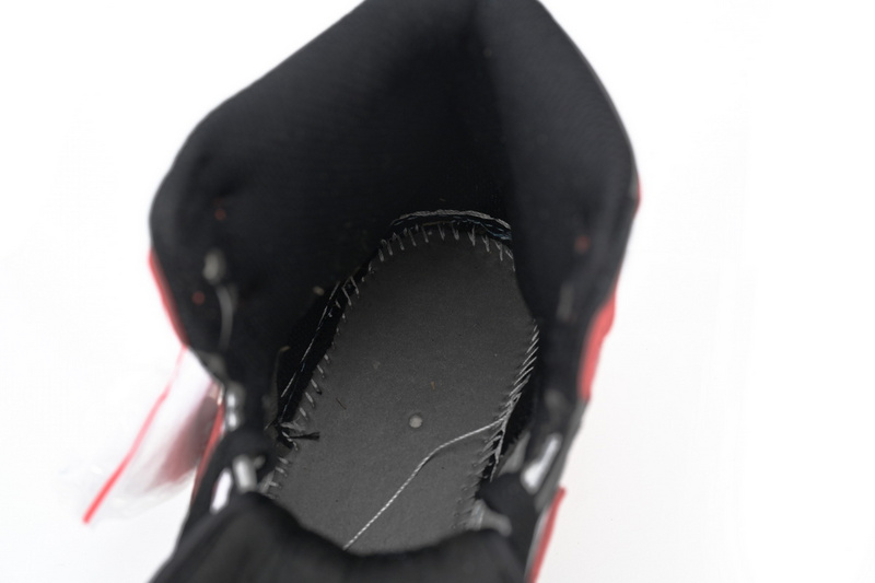 AIR JORDAN 1 RETRO HIGH OG "TRACK RED"