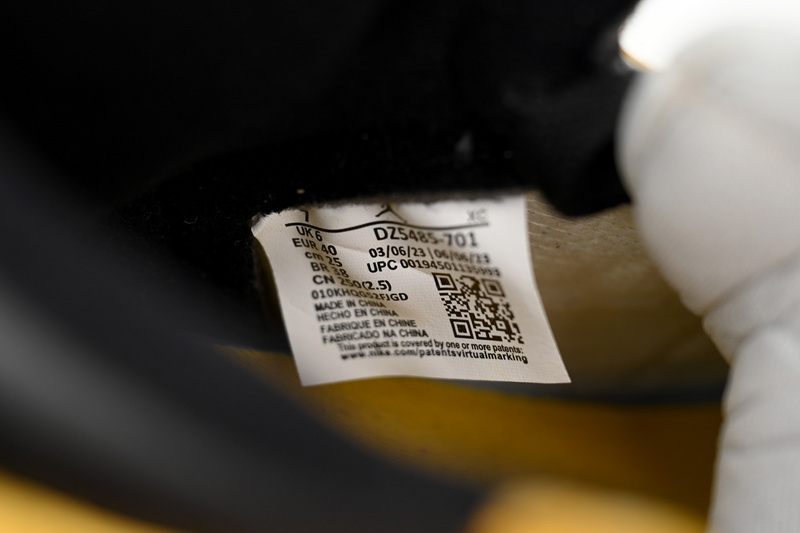  Air Jordan 1 High OG “Yellow Ochre”