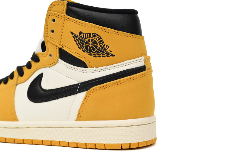  Air Jordan 1 High OG “Yellow Ochre”