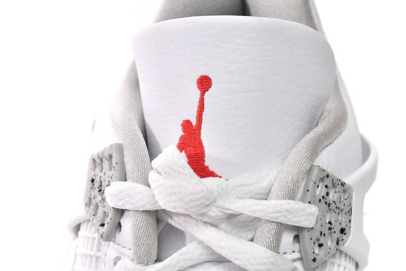 XP Batch   Air Jordan 4 Retro White Oreo