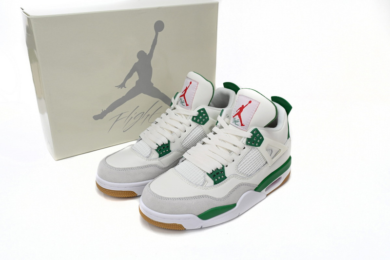 A1  Batch  Nike SB x Air Jordan 4 “Pine Green”Calaite