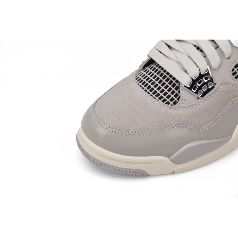 OG Batch Air Jordan 4 WMNS “Frozen Moments”