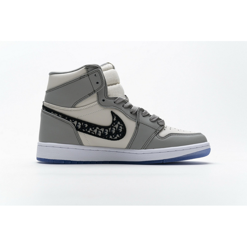 XH Dior x Air Jordan 1 High OG