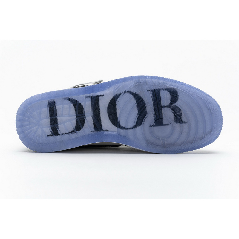 XH Dior x Air Jordan 1 High OG