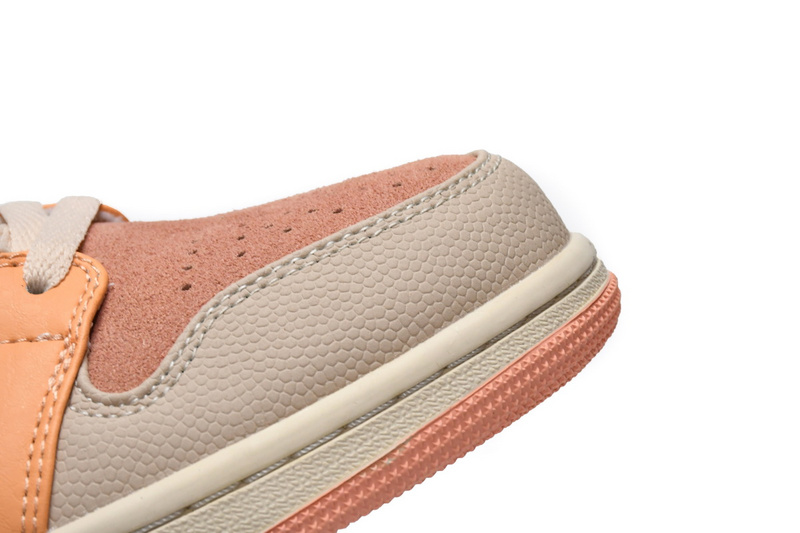 MID Air Jordan 1 Mid Apricot Orange