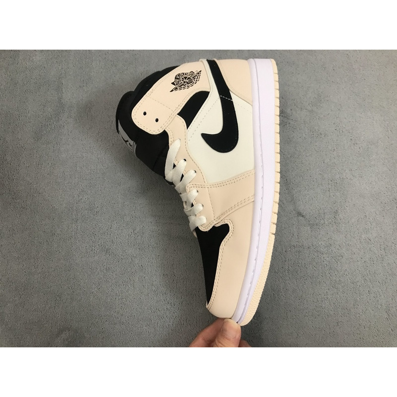 MID Air Jordan 1 Mid Barely Orange