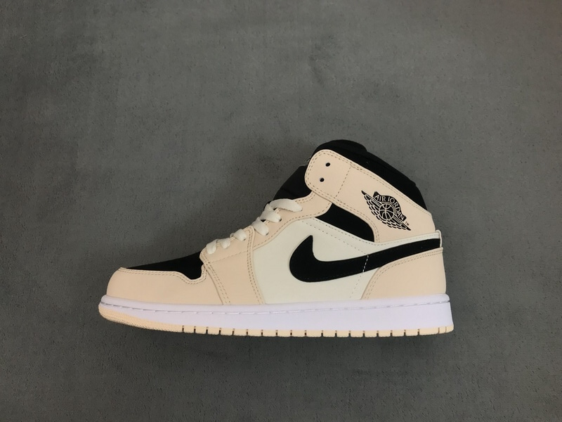 MID Air Jordan 1 Mid Barely Orange