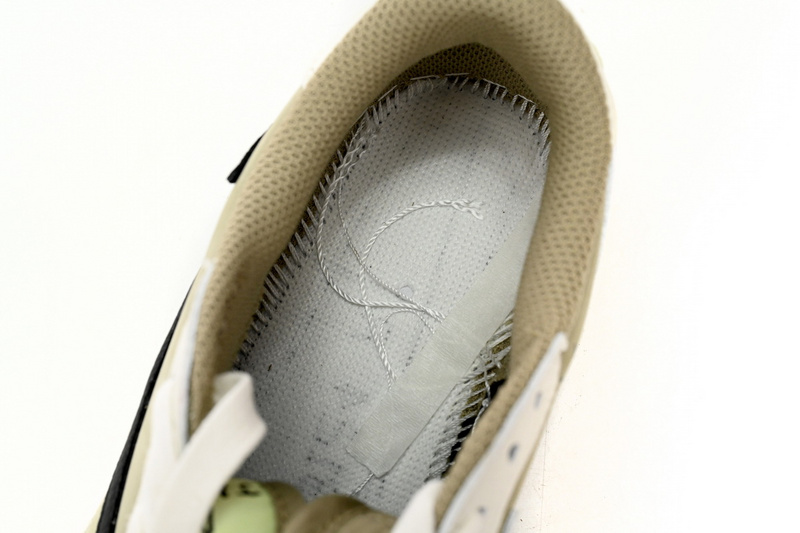 XH Travis Scott x Air Jordan 1 Low Golf “Olive”