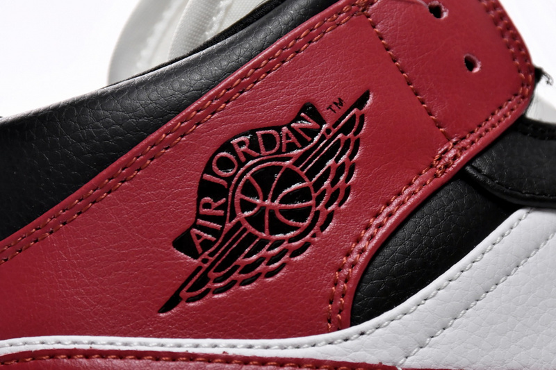 MID Air Jordan 1 Mid New Chicago