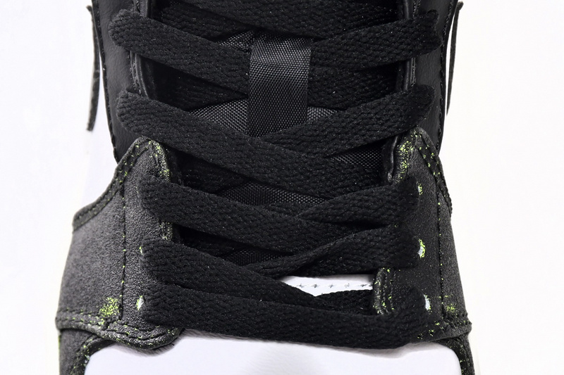 XH Air Jordan 1 Low SE GS Wear Away - Electric Green