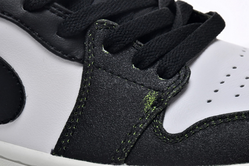 XH Air Jordan 1 Low SE GS Wear Away - Electric Green