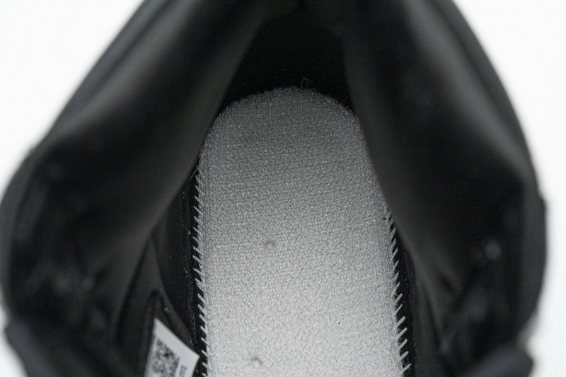 XH Air Jordan 1 High “Silver Toe”