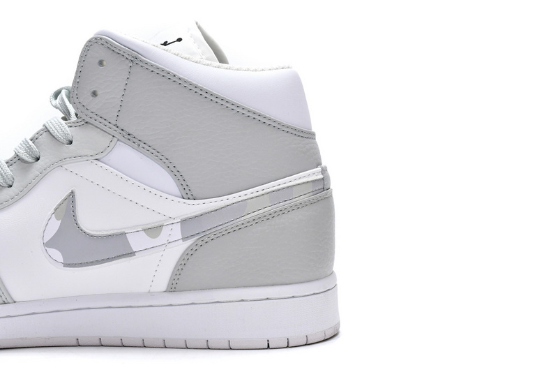 MID Air Jordan 1 Mid Grey Camo