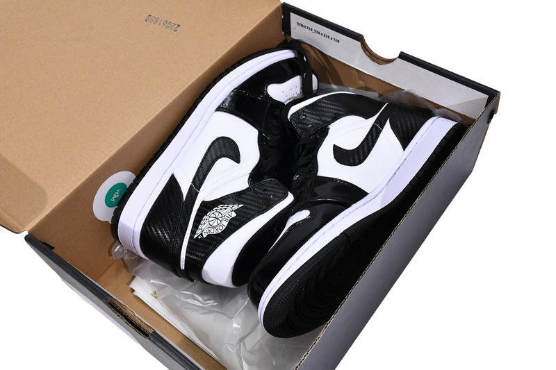 MID Air Jordan 1 Mid SE ASW Black and White