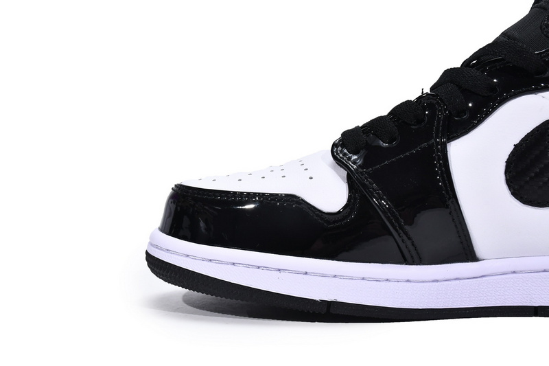 MID Air Jordan 1 Mid SE ASW Black and White