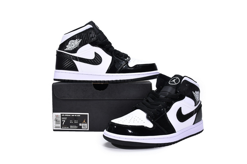 MID Air Jordan 1 Mid SE ASW Black and White