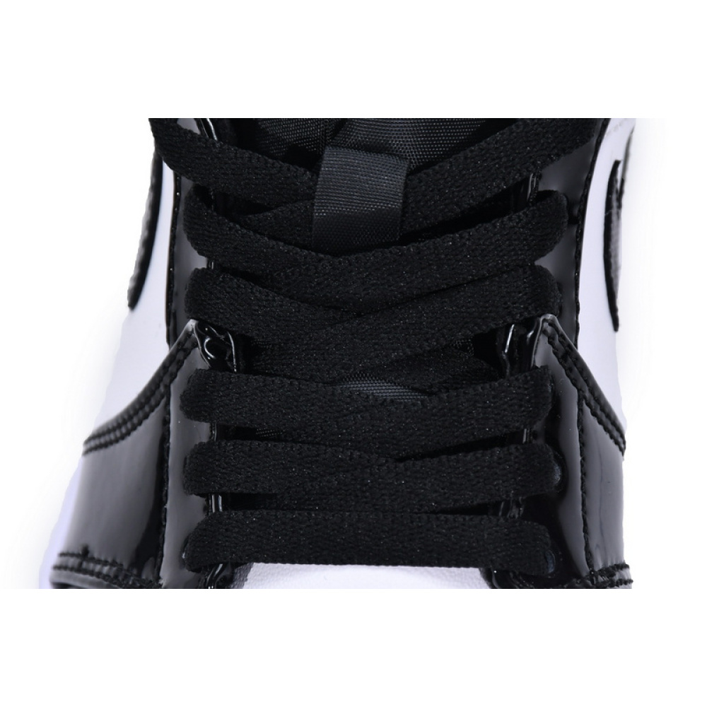 MID Air Jordan 1 Mid SE ASW Black and White