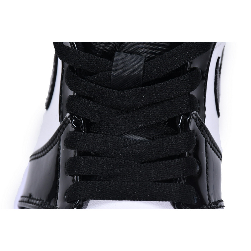 MID Air Jordan 1 Mid SE ASW Black and White