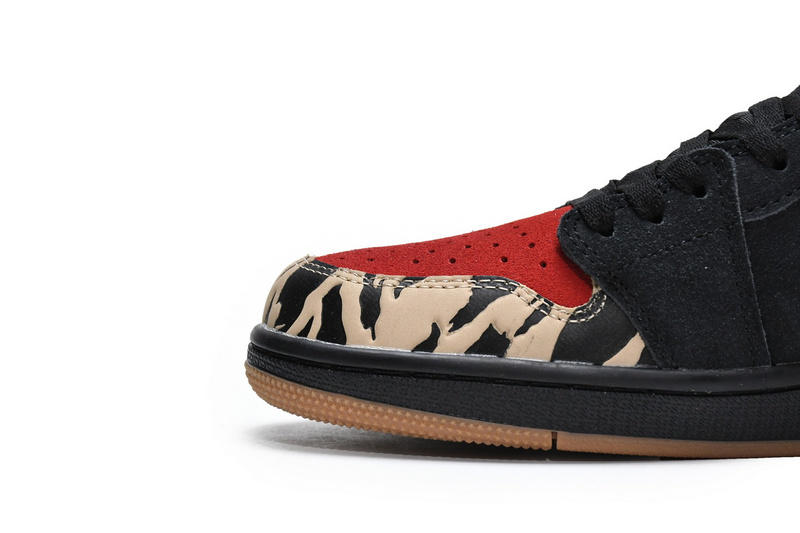 XH Air Jordan 1 Low Carnivore