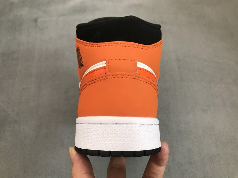 MID Air Jordan 1 Mid Shattered Backboard