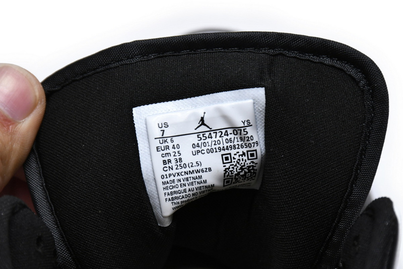 MID Air Jordan 1 Mid Chile Red