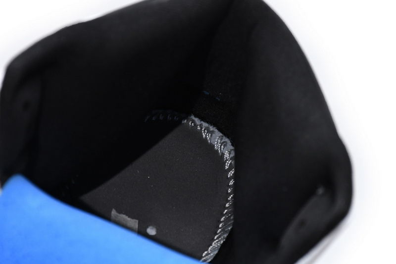 MID Air Jordan 1 Mid Chile Red