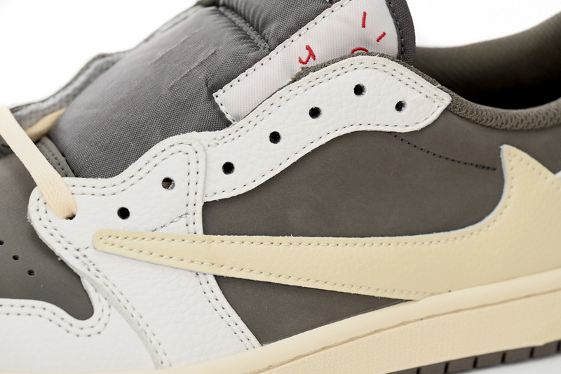 XH Travis Scott x Air Jordan 1 Low Reverse Mocha