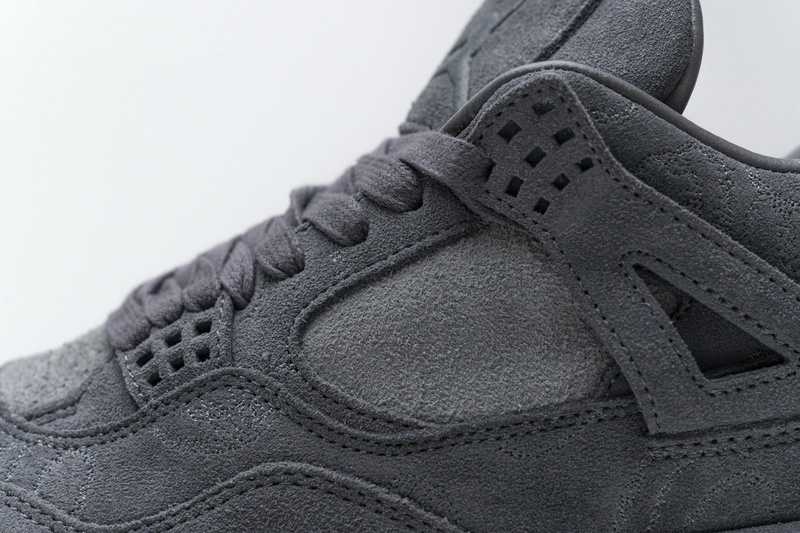 Q4 Batch KAWS X Air Jordan 4 Retro