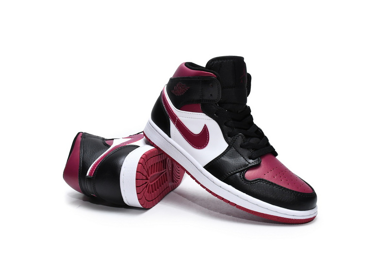 MID Air Jordan 1 Mid Bred Toe