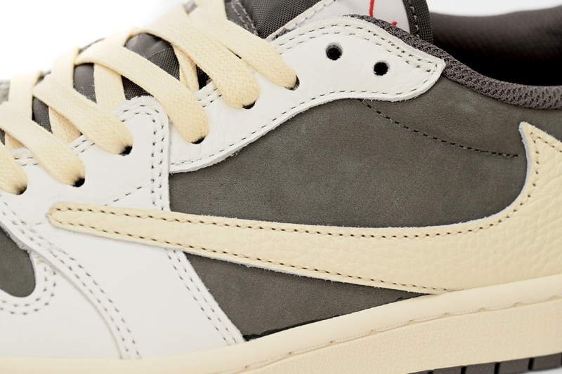 🔥 Travis Scott x Air Jordan 1 Low OG Reverse Mocha”