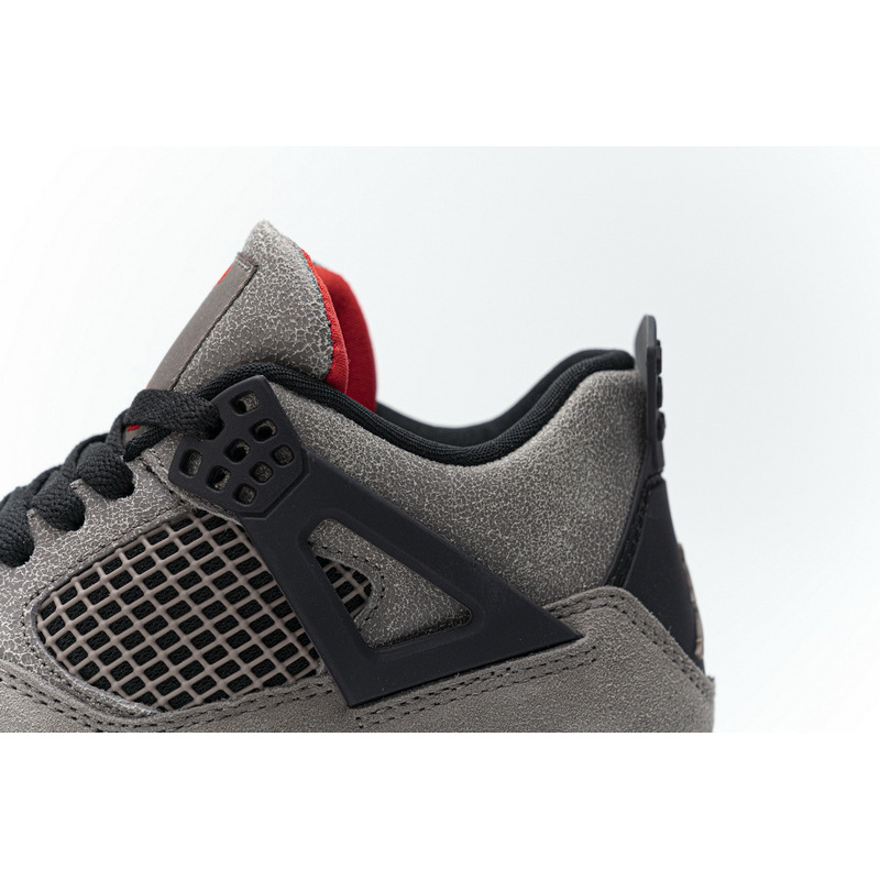 Q4 BatchAir Jordan 4 Retro Taupe Haze