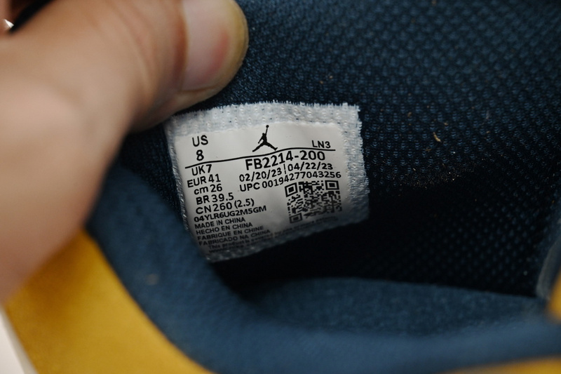 DJ Batch  Air Jordan 4 Cacao Wow Brown White